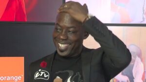 Sarakhou Ndell : Dj Boubs se rase la tête pour la Coupe du monde