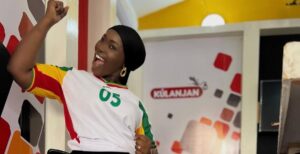 (03 photos) – Jour de match: Diarra (Infidèles) s&rsquo;affiche très fashion avec le maillot du Sénégal
