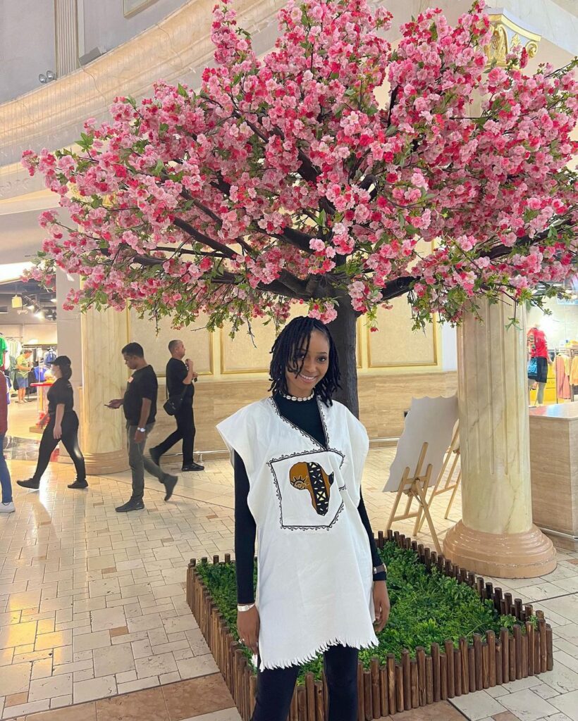 (07 photos) : Fah Aidara impose son africanité aux Qataris