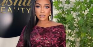 (07 photos) : Robe à séquins, Make up impeccable, Zeyna fait sensation sur la toile
