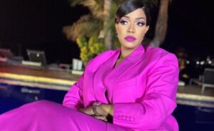 Fin d’année : Ya Awa Diéye sublime en mauve