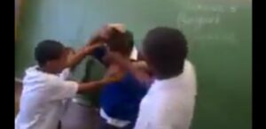 Ziguinchor : Un élève déchire le caftan d&rsquo;un proviseur avant de l&rsquo;insulter