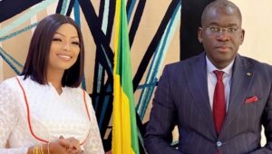 Reçue par le ministre de la culture: Mbathio N’diaye chante Aliou Sow « Tu es un homme serein »