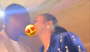 (Video): Momo Dieng embrasse en direct sa femme