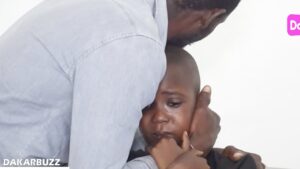 Maladie du rein : Abdou karim 9 ans demande de l&rsquo;aide, son père inconsolable