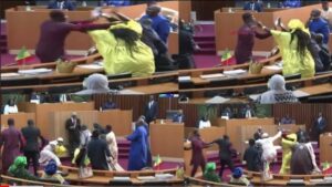 (Vidéo)-Assemblée Nationale: « Ay goordjiguéne guéne, koumasi saga ma… » Koura Macky écaille les députés de l&rsquo;opposition