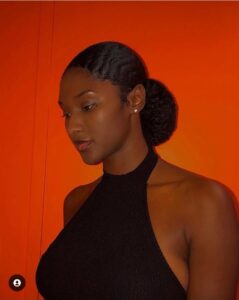 (Photos): Caramel, l&rsquo;actrice Asta de la série « Karma » étale sa beauté
