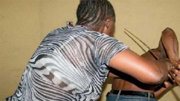 Une femme karatéka corrige sévèrement son époux et revient sur le film et la cause de l&rsquo;incident : «Damako doreu doreu door…» (Audio)