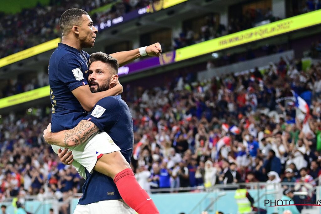 Kylian Mbappé dans les bras d’Olivier Giroud : Cette photo suscite la polémique
