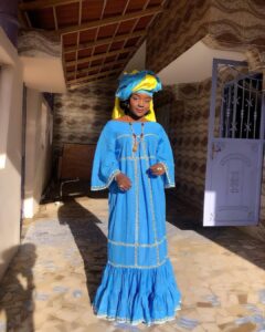 (03 photos) – Traditionnellement fashion : L&rsquo;actrice Sadiya validée par ses followers