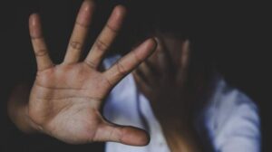 Scandale s€xu€l à Mbour : Un enseignant et un membre de l’Ape se r€l@ient sur un élève de 10 ans dans les salles de classe
