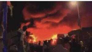 Urgent : Un grave incendie déclaré au marché Occass de Touba (vidéo)&nbsp;