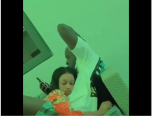 (Vidéo) – Ngaaka Blindé raille son épouse Fatel : « Sou Sénégal moytouwoul dagn kay niakk »