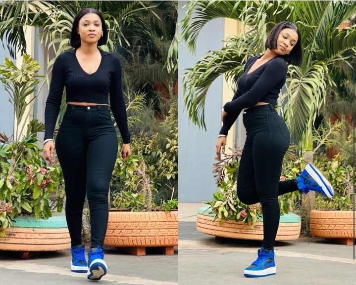 (Photos) – La journaliste en black : Fatima Sylla dessine sa belle forme