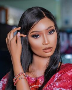 (Photos): Nouveau look, la tik tokeuse Fah Aidara méconnaissable