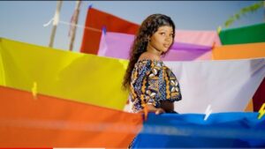 (Vidéo): « Kitoko », Ngakka Blindé, dans un style nouveau nous dévoile son nouveau clip intitulé « kitoko »
