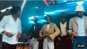 Wally Seck remet 1 million aux gagnants du Challenge « maggou demb »