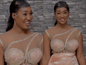 (Photos) – Bien maquillée et coiffée, l&rsquo;actrice Bébé Sy très charmante