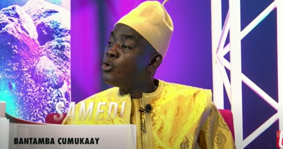 (Vidéo) – Graves confidences de Bécaye Mbaye : « Diabarou mbeur wonama téléphone Saaga ma ndeye »