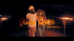 Junior dans « BAYI » en feat Cool Moctar