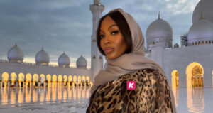 Touchant, Naomi Campbell et sa fille à la grande mosquée Sheikh Zayed à Abu Dhabi. Les images de l&rsquo;espoir