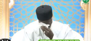 (Vidéo) – Oustaz Alioune Sall verse de chaudes larmes en pleine émission. Découvrez la raison