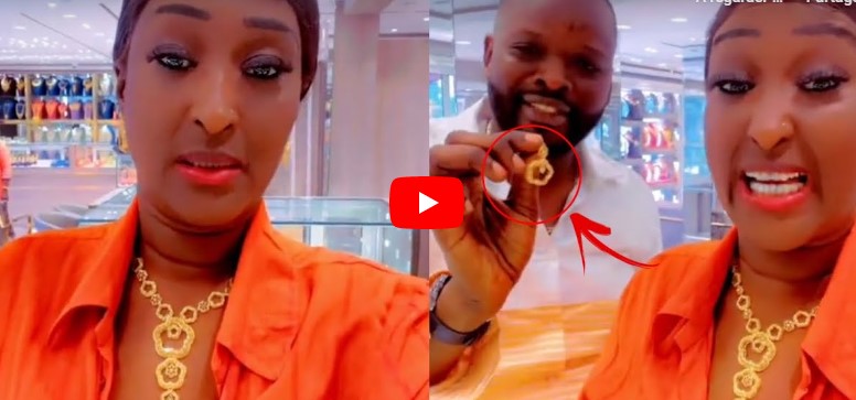 (Vidéo) : Pendo reçoit une parure en or de luxe offerte par Alassane Mbaye
