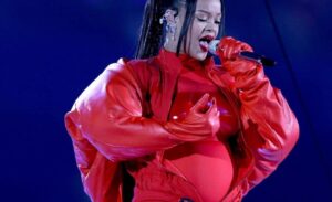 (Photos): Rihanna enceinte de son deuxième enfant