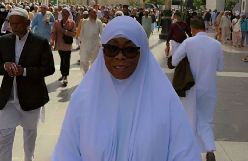 (Photos): Aby Ndour a fait son Oumra à la Mecque