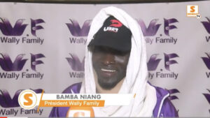 Bamba Niang pdt Waly Family: » bougnou done beugue Waly temp bobou kouko beugone gnou… »