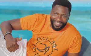(Photos) Abou Kébé, l&rsquo;acteur de Karma, élégantissime
