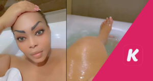 Dans sa baignoire avec une serviette blanche, Eudoxie Yao fait fondre la toile (Vidéo)