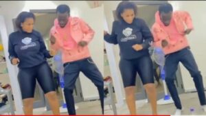 (Vidéo): Bambaly, en bon « mbandeukatt », apprend à Big Maman la nouvelle danse en vogue