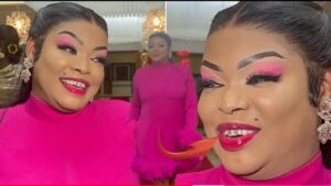 (Vidéo)_ Anniversaire Ndiolé Tall : Le percing à la dent de cette femme qui fait le buzz