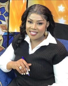 (Photos): Absente du radar, Amina Poté revient en force et rayonne de mille feux