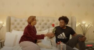 (Vidéo) – Saint Valentin : Aby Ndour chante l&rsquo;amour