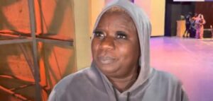(Vidéo) -Badiène Polygame : « Faléwouma niouy critiqué sama teinte bi… Defna 28 ans de mariage « 
