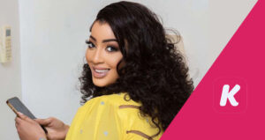 Betty Buchura fait sensation sur la toile avec sa robe ultra chic (Photos)