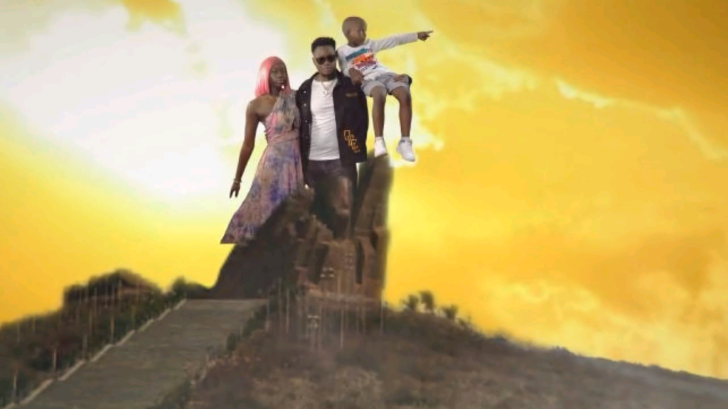 Omzo Dollar en featuring avec Pape Diouf dans « Simple »