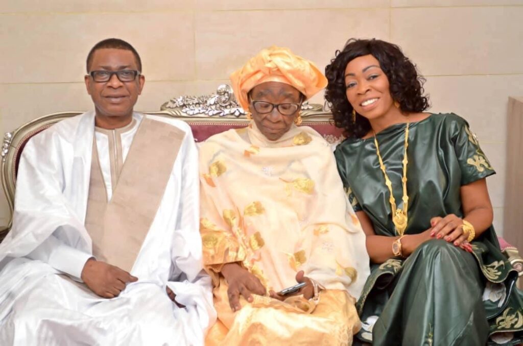 Annif de Ndeye Sokhna: Les mots touchants de Aby Ndour à sa mère «yay yaye diou gueune si yaye yi…»