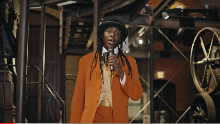 « Tables will turn » , Faada Freddy sort un chef d’œuvre. (Clip)