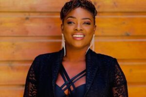 (Photos): Sabel Dieng irrésistible dans une tenue toute noire