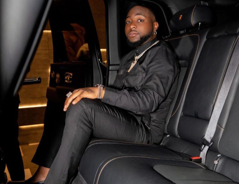 Davido inquiète ses fans avec un surprenant geste sur Instagram