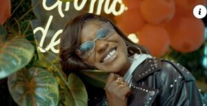(Clip officiel) – Adviser et Mia Guissé dévoilent « AR NJEHEN »