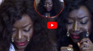 (Vidéo) – Retour sur scène : Emue, Coumba Gawlo fond publiquement en larmes