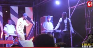 (Vidéo) : Electrisé par le courant, Dof Ndeye tombe en plein concert