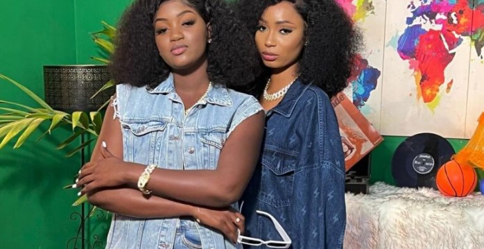 (06 photos) – « Bou xess ak bou nioul » : Diarra Sen P’tit Gallé et Fah Aidara, en contraste et en complicité