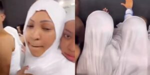 (Vidéo) : Oumra : Viviane en larmes devant  la Kaba