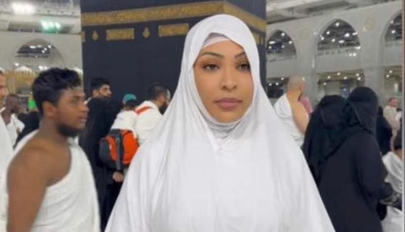 Oumra : Après La Mecque, Vivi va-t-elle se départir des tenues sexy ?