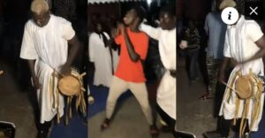 (Vidéo) – Thiant : Ngaaka Blindé surprend par ses talents de batteur.